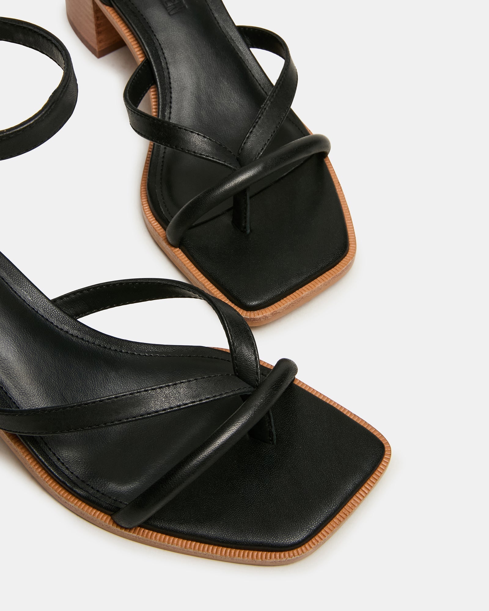 TILLY BLACK LEATHER